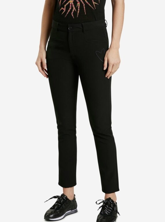 Černé dámské zkrácené slim fit džíny