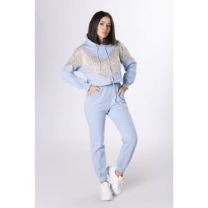 tracksuit with a crop