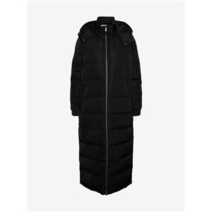 Černý zimní kabát Noisy May Maia
