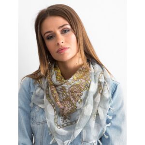 Patterned gray scarf