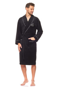 9106 Black bathrobe