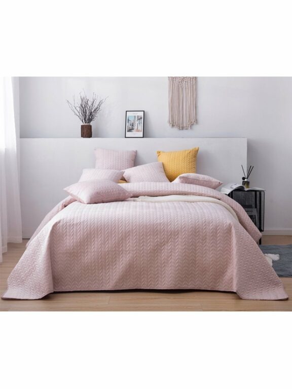 Edoti Quilted bedspread Moxie