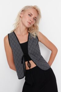 Trendyol Anthracite Quilted Knitted