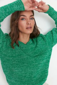 Trendyol Green Sleeve Detailed Knitwear