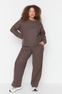 Trendyol Curve Brown Crew Collar Knitted Bottom