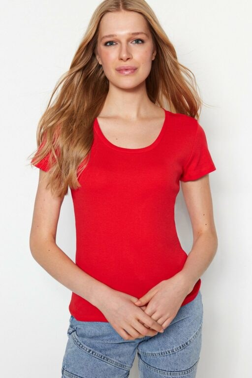 Trendyol T-Shirt - Red -
