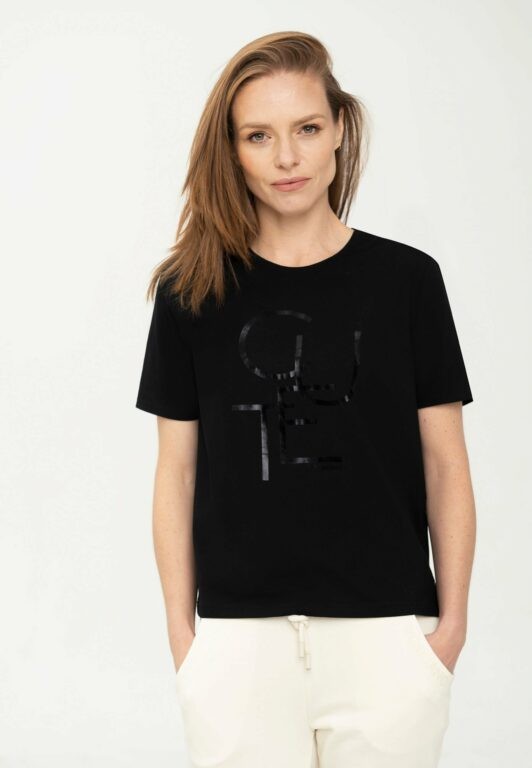 Volcano Woman's T-shirt T-Cute