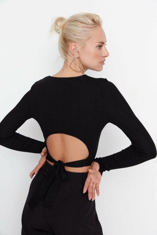 Trendyol Sweater - Black