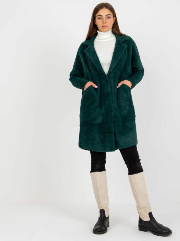 Tmavě zelený kabát z alpaky